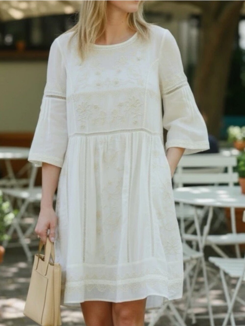 Anthropologie Akemi & Kin Ivory & Creme Bell Sleeve Embroidered Floral Shift Drs